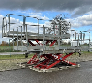Maurerbühnen Scherenbühnen Arbeitsbühne Hünnebeck gebrauch - sofort einsetzbar