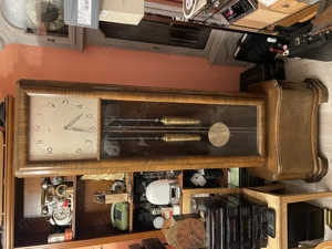 Standuhr Art Deko um 1930 klassischer Stil