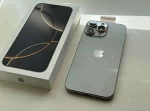 Apple iPhone 16 Pro Max - 256 GB - Natural Titanium (Ohne Simlock)
