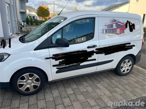 Ford Transit Courier 