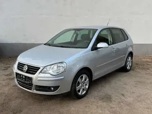 Volkswagen Polo IV United 1.4*Autom*Sitzh.*PDC*AC*TüV
