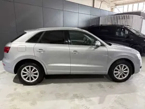 Audi Q3 1.4 TFSI*AHK*Xenon*Klimaaut.* Bild 4