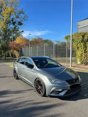 SEAT Leon ST 2.0 TSI StartStop 4Drive DSG Cupra 300