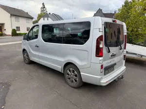 Fiat Talento Kombi L1H1 Family 9sitzer Navi AHK Bild 4