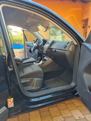 Volkswagen Tiguan Tiguan Diesel 2.0 TDI DPF 4 BlueMotion DSG Sport Bild 4
