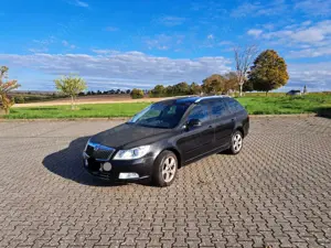 Skoda Octavia Octavia Combi 1.6 TDI DPF DSG Ambition