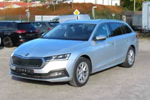 Skoda Octavia Combi DSG 4x4 Navi HeadUp VirtualCockpit