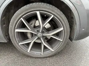 Volkswagen Touareg Touareg Diesel 3.0 V6 TDI SCR 4Motion Aut. R-Line Bild 4