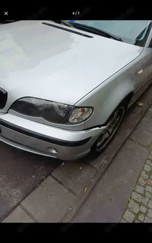 BMW 316 316i Edition Sport Bild 3