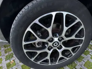 smart forFour 1.Hd Prime, Leder, 22KW, Faltdach, SOH 96% , TOP Bild 5