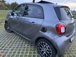 smart forFour 1.Hd Prime, Leder, 22KW, Faltdach, SOH 96% , TOP Bild 4