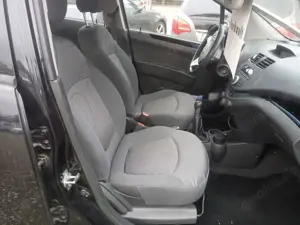 Chevrolet Spark Spark 1.0    Km: 63500 Klimaanlage Bild 5