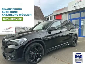 BMW X1 xDrive 25e Sport Line Aut.*AHK*LED*Pano*Cam*