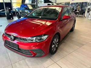 Volkswagen Polo VI 1.0 TSI Move LED Navi SHZ KlimaA Spurh.