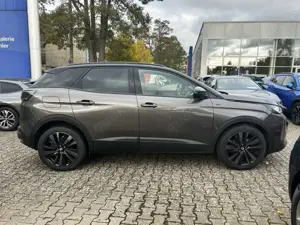 Peugeot 3008 GT Black Paket PureTech 130 EAT8 Automatik Bild 5