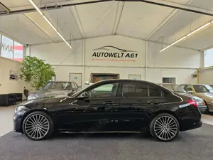 Mercedes-Benz C 180 AMG+19ZOLL+NIGHT/PAKET+AMBIENTE+ARTICO Bild 2