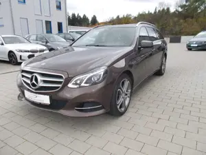 Mercedes-Benz E 200 E 200 CGI BlueEfficiency *360°*LED*Airmatic*GSD