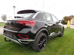 Volkswagen T-Roc T-Roc 1.5 TSI OPF DSG Style, AHK, SH.