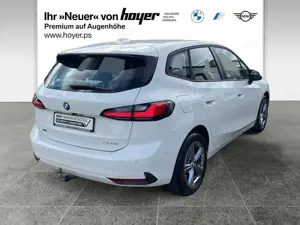 BMW 223 i xDrive Active Tourer Head-Up DAB LED WLAN Bild 2