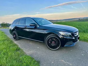 Mercedes-Benz C 220 C 220 T d 4Matic (205.205) Bild 2