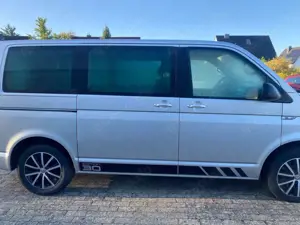 Volkswagen T6 Multivan Transporter T6 TDI BMT 4MOTION DSG Kurz Edition 30