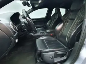 Audi RS3 Sportback 2.5 TFSI quattro Navi*KAM*Schale* Bild 4