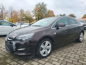 Opel Astra J 1.4 Turbo 140PS Sondermodell "Energy"