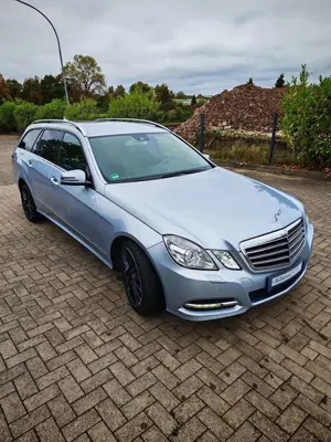 Mercedes-Benz E 220 T CDI 7G-TRONIC