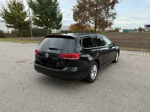 Volkswagen Passat Variant 2.0 TDI DSG (BlueMotion Technology) Comfortline Bild 5