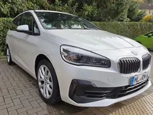 BMW 218 d xDriveGranTourerLEDLicht SportsitzeBusinessPaket