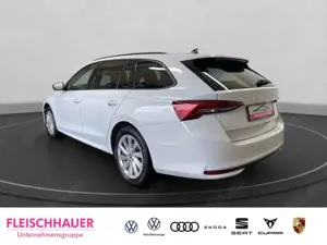 Skoda Octavia Combi 1.5 TSI Selection 360 Kamera LED Navi DAB An Bild 4