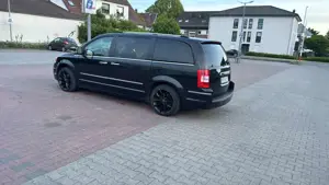 Chrysler Grand Voyager 2.8 CRD Automatik Limited Bild 3