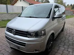 Volkswagen T5 Multivan Multivan DSG Highline Bild 2