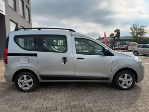 Dacia Dokker Comfort Turbo*1.Hand,SHZ,RFK,PDC-h,Navi* Bild 4
