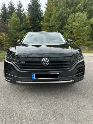 Volkswagen Touareg 3.0 V6 TDI Atm | R-line Black Style | 8-fach Bild 3
