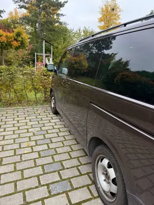 Volkswagen T5 Multivan Transporter T5 TDI (BiTDI) Kurz Match Bild 2