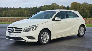Mercedes-Benz A 180 A 180 Teilleder Einparkhilfe BI-Xenon GARANTIE