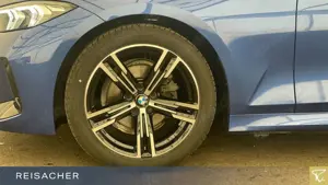 BMW 318 d A Tou M Sport LC+ SHZ RFK PDC KomfortZ 18" Bild 3