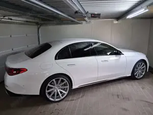 Mercedes-Benz E 300 Diesel Plugin Hybrid 300de 9G-TRONIC AMG Line