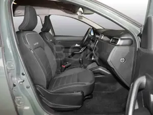 Dacia Duster Journey+ TCe130 NAVI SHZ TWA 360° AHK Bild 4