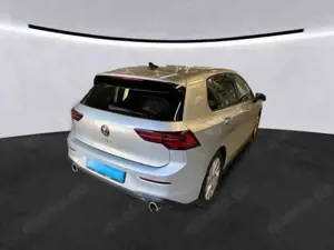 Volkswagen Golf VIII Lim. GTI 2.0 TSI DSG 8fach+KESSY+NAVI Klima Bild 2