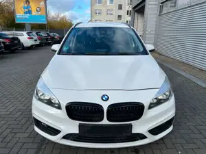 BMW 218 Baureihe 2 Gran Tourer 218 i Advantage/ 7 Si Bild 2