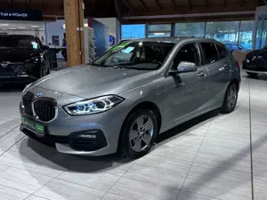 BMW 118 i Advantage ACC+Navi+LED+SHZ+2xKlima+Kam.+LM Bild 4