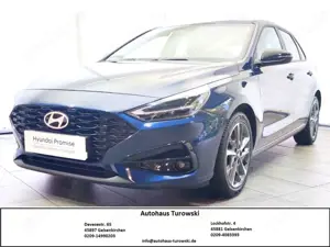 Hyundai i30 Advantage 7-DCT Nav PDC 1.Hd Allwetterreifen