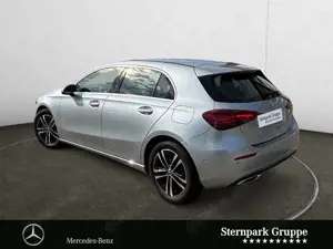 Mercedes-Benz A 200 A 200 +Navi+Distro+360°+Kelyess+WinterP.+Memory+ Bild 3