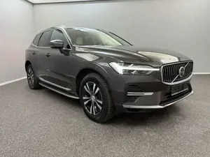 Volvo XC60 T6 ESSENT*PANO*SITZKLIM*STD-HZG*LED*WIDE Bild 3