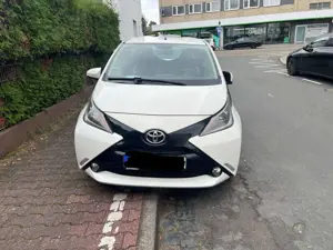 Toyota Aygo Aygo 5-Türer x-play touch