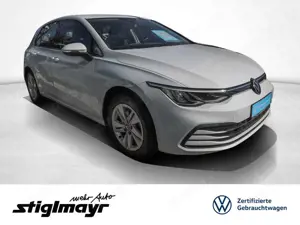 Volkswagen Golf VIII Life 1.5 TSI LED+NAVI+SITZHEIZUNG