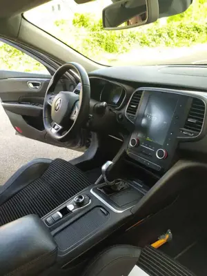 Renault Talisman 1.6 dci energy Intens 130cv edc Bild 3