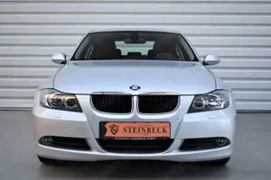BMW 320 i Lim.+Navi+Xenon+PDC+1.Hand+34.600KM Bild 5